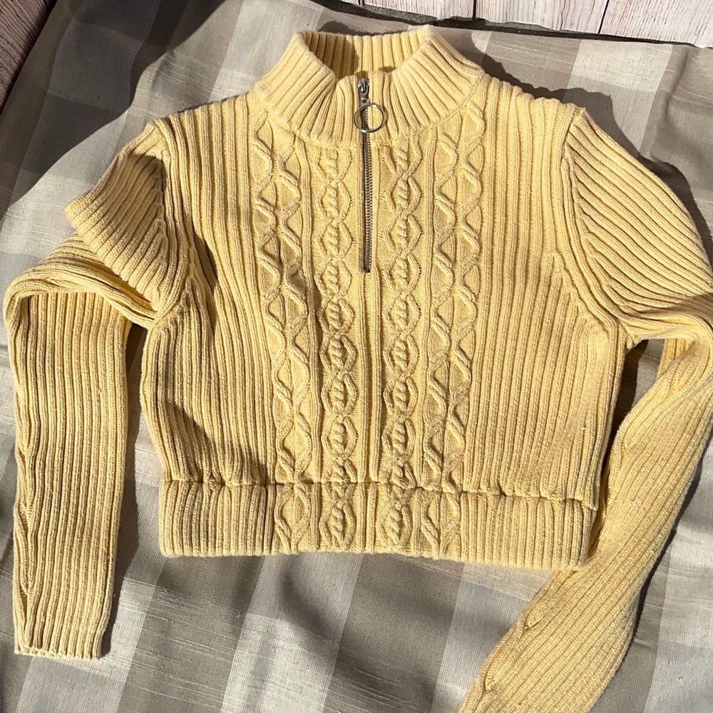 Zip neck sweater
